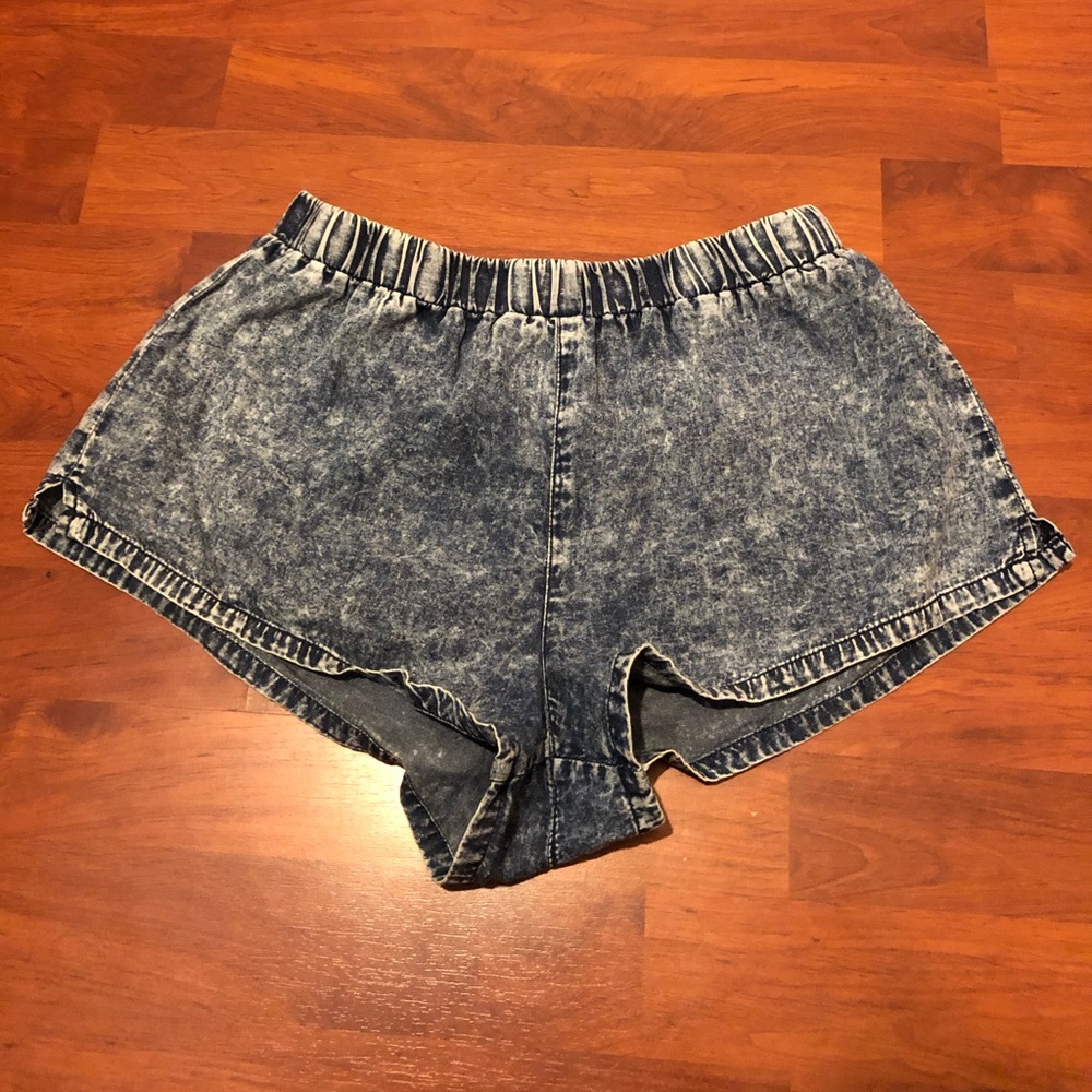 Forever 21 Acid Wash Shorts!